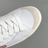 Blazer Low 77 Jumbo Board shoes White pink DN2158-100