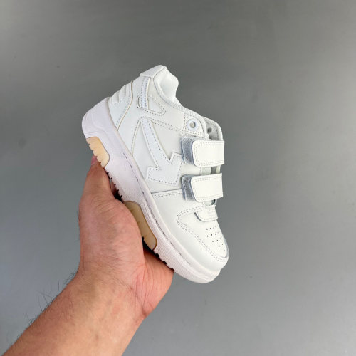 Child Casual Sneakers Shoes White