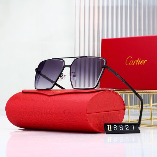 New Metal Textured Frame With Gradient Square Lenses Additional Connection Points Fashionable Travel Sunglasses 8821