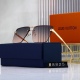 Rise Square Enlarged Gradient Color Lenses Metal Texture Frame Trendy Versatile Sunglasses 8825