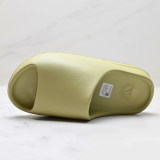 slide Green  (size 36 - 45) Particle surface Elastic material Comfortable and non slip
