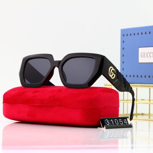 Thick Light Luxury Logo Decoration Gradient Lens Fashion Women's Glasses 31054