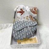 Saddle Oblique Embroidery Canvas