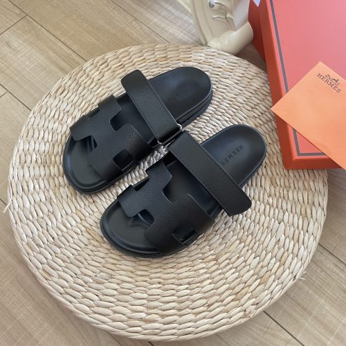 Summer New Granular Leather Surface Comfortable Breathable Men's Sandals Black