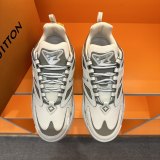 Men's Adult Runner Tatic Sneakers Gray White