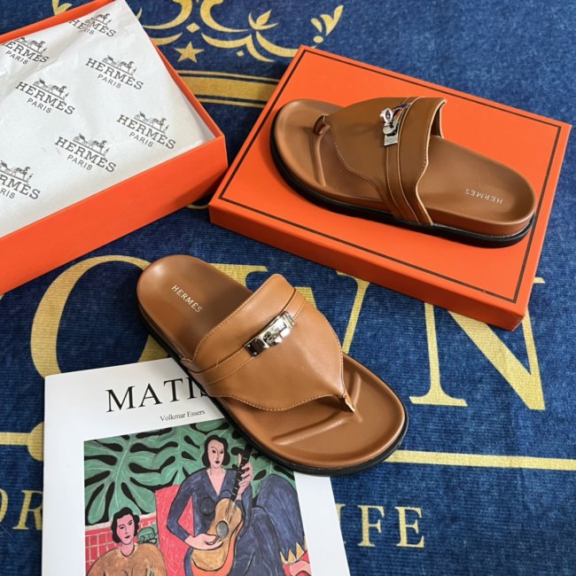 Retro Light-luxury Comfortable Leather Surface Breathable Wear-resistant Fashion Sandals Brown