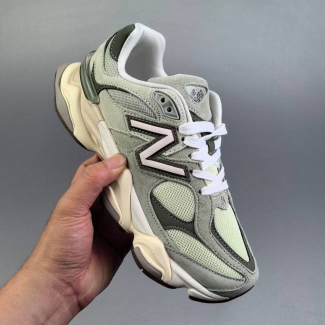 Low Cut Men's and Women's 9060 Comfortable and Versatile Dad Shoes Light Green U9060EEC