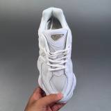 Low Cut 9060 Yellow Brown Anti Slip and Wear-resistant Sports and Leisure Shoes White U9060NRJ