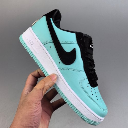 Air Force 1 Low Tiffany & Co 1837 (Friends and Family) DZ1382-001