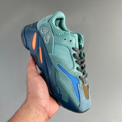 Yeezy Boost 700 Sneakers Faded Azure