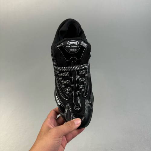 1000 Retro Low-cut Casual Sneakers Pure Black M1000BLA