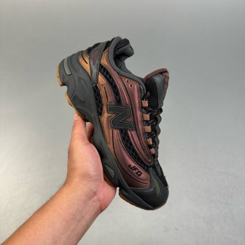 Fashion Casual Sports Running Shoes Dark Gold M1000JF1
