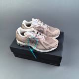 M1906 Retro Low-cut Casual Sneaker Khaki M1906RW