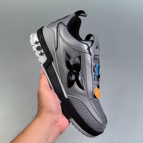Skate Sneakers Silver Black