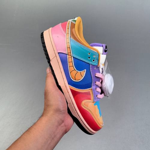 SB Dunk Low Top Versatile Skate Sneakers Blue&Red&Pink CZ6501-100
