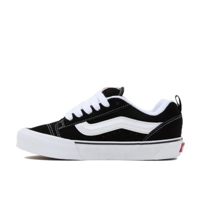 Knu Skool Low Skate shoes Black White
