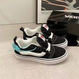 Knu Skool Low Skate shoes Black White