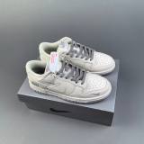 NK DUNK SB LOW Versatile Low Top Sneakers Gray NK5639-325
