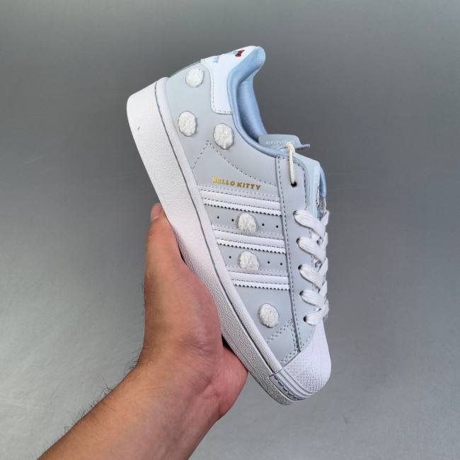 Original Superstar x Hello Kitty Versatile Sneakers Gray IF7021