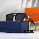 Golden Logo Trendy Sunglasses 4347