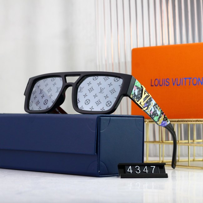 Golden Logo Trendy Sunglasses 4347