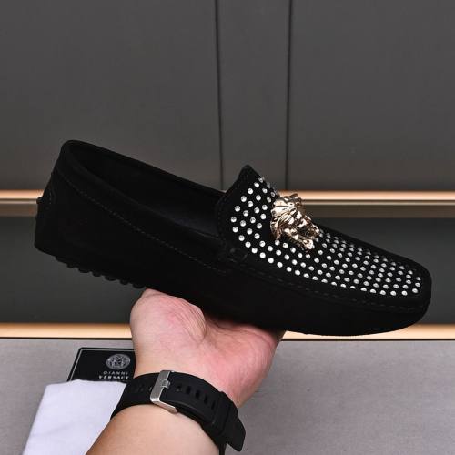 Medusa Minimalist Loafer Black