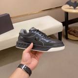 One Stud Low Top Versatile Sneakers Black
