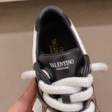 One Stud Low Top Versatile Sneakers Brown Black White