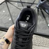 B25 Runner Low Top Cushioned Sneakers Pure Black