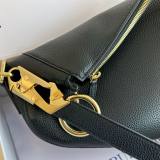 Knight Minimalist Shoulder Bag Black 24x22cm