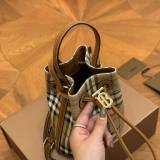 TB Versatile Travel Bucket 16x18cm