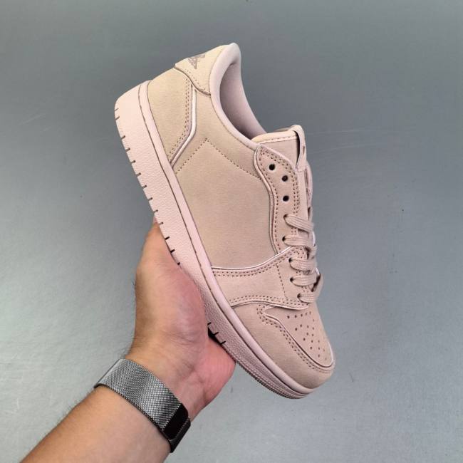 Air Jordan 1 Low Cushioned Low Top Sneakers Pink A01935-204