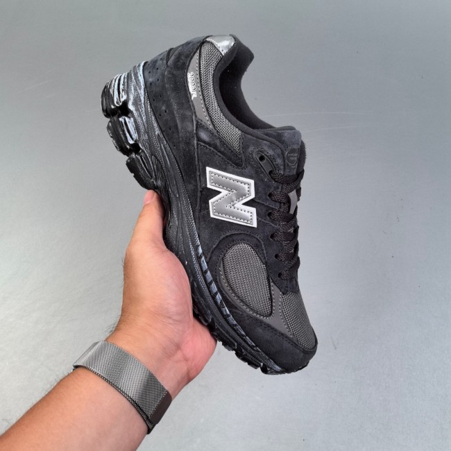 Discount NB 2002R Sneakers M2002RLN