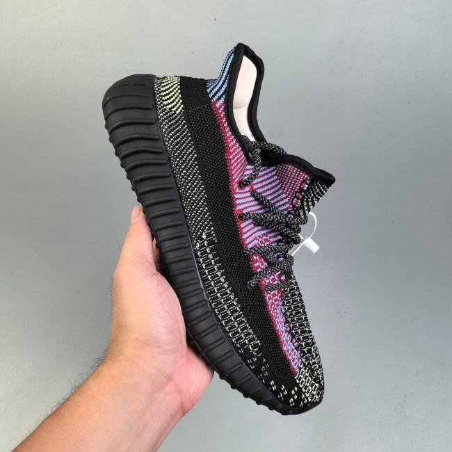 Yeezy Boost 350 V2 Yecheil Sneakers Black Red