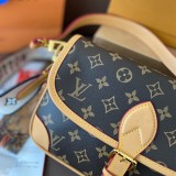 Women's Diane Monogram Shoulder Bag Brown M45985 20x8x13cm
