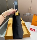Women's Low Key Hobo MM Large Capacity Shoulder Bag M24856 31x11x22cm