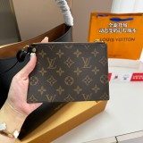 Women's Low Key Hobo MM Large Capacity Shoulder Bag M24856 31x11x22cm