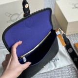 Women's Diane Monogram Versatile Shoulder Bag M46846 25x15CM
