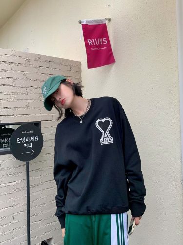 5A Simple Versatile De Coeur Sweatshirt