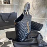 5A Women's Shopping Bag In Quilted Black