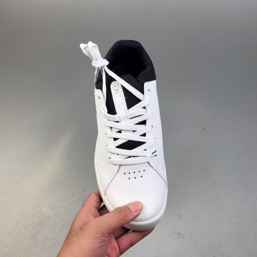 5A The Roger Advantage Sneakers White