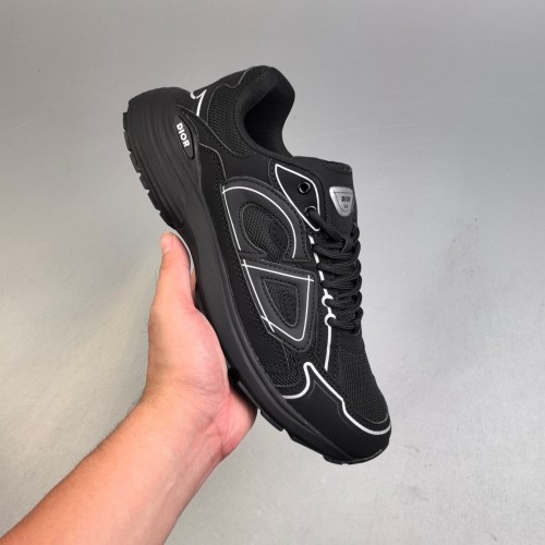 5A B30 Low Top Sneakers Black