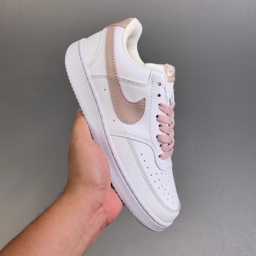 Court Vision Low Sneakers