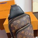 Men's LV Avenue NM Fanny Pack 15x4x24cm 241108