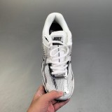 5A Zoom Vomero 5 Sneakers