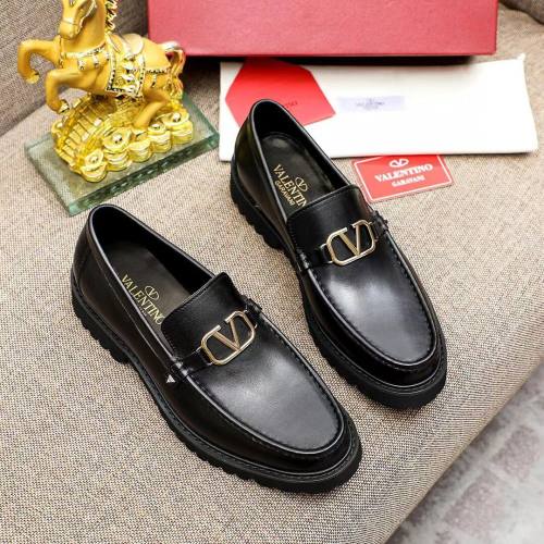 VLOGO SIGNATURE Calf Leather Loafer Black