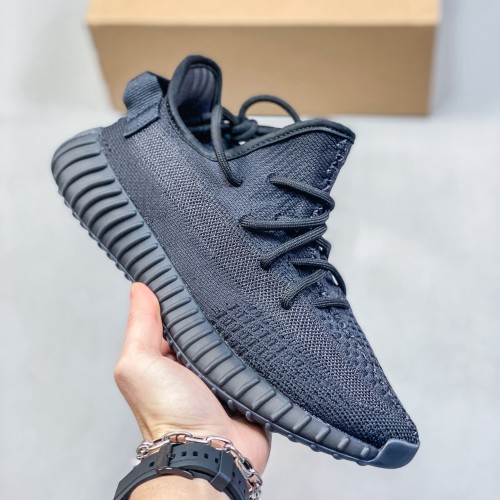 5A Yeezy Boost 350 V2 Sneakers