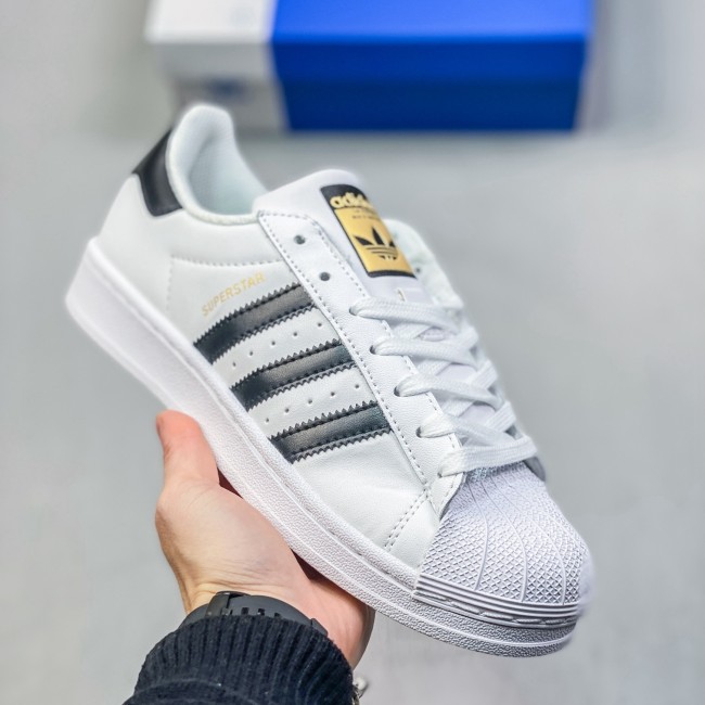 5A Superstar Sneakers