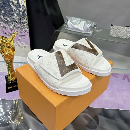Men's Casual Printed Logo Slippers White