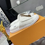 Men's Casual Printed Logo Slippers White